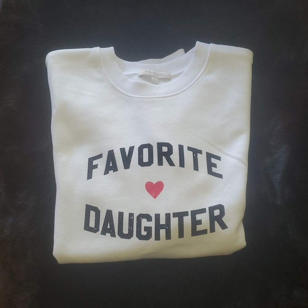 FAVORITE DAUGHTER HEART LOGO SWEATSHIRT; SIZE MEDIUM - Picture 7 of 13